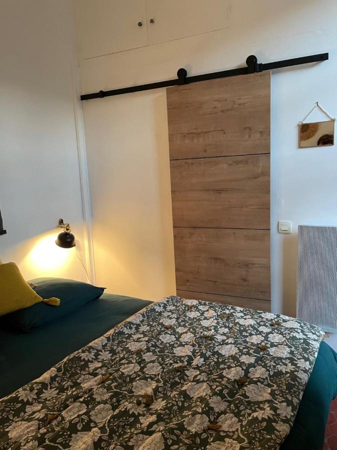 Les Balcons De Mona Au Coeur De Lourmarinアパートメント エクステリア 写真